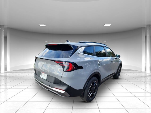 2026 Kia Sportage Hybrid EX photo 3