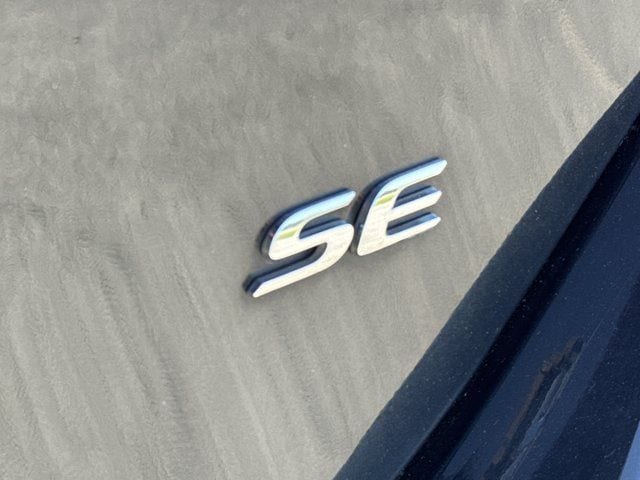 2019 Toyota Corolla SE - Photo 32