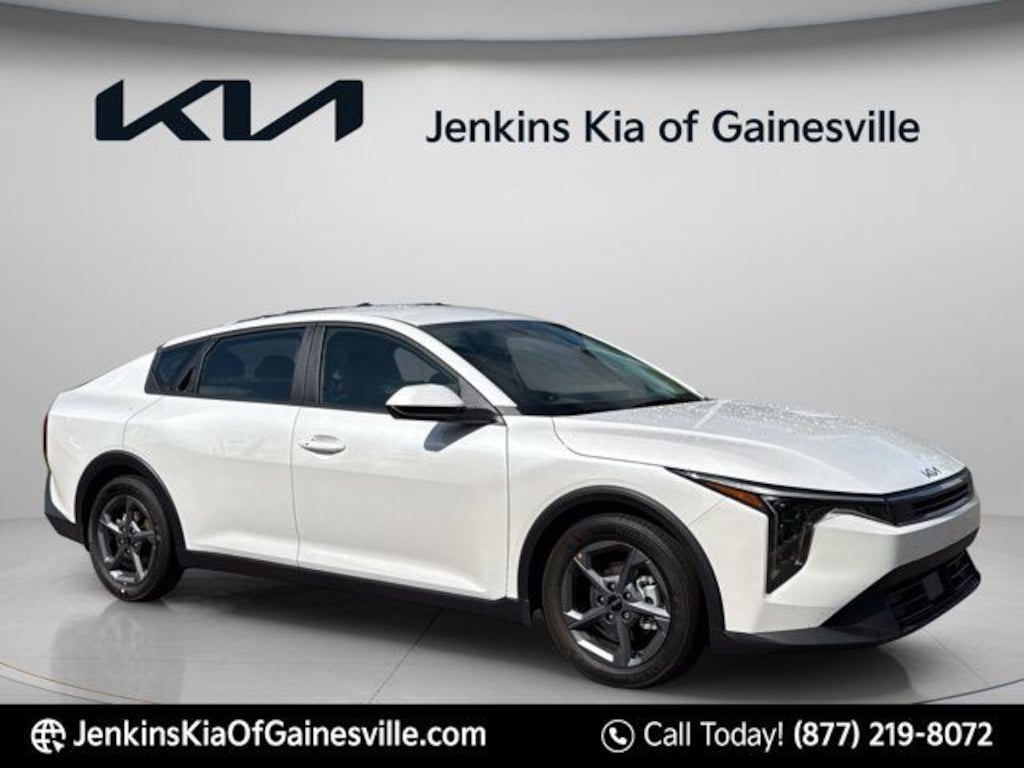 New 2026 Kia K4 LXS Sedan
