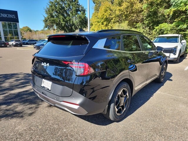 2026 Kia Sportage EX photo 2