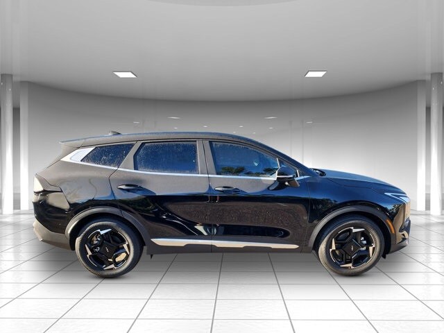 2026 Kia Sportage EX photo 2