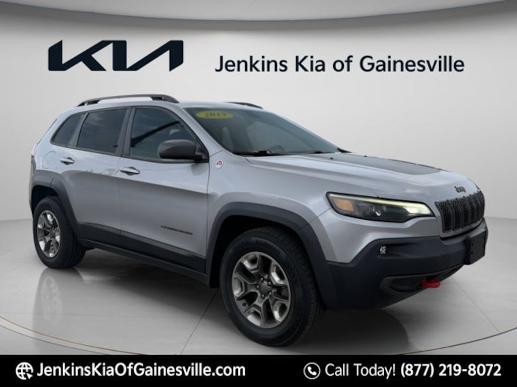 Used 2019 Jeep Cherokee Trailhawk SUV