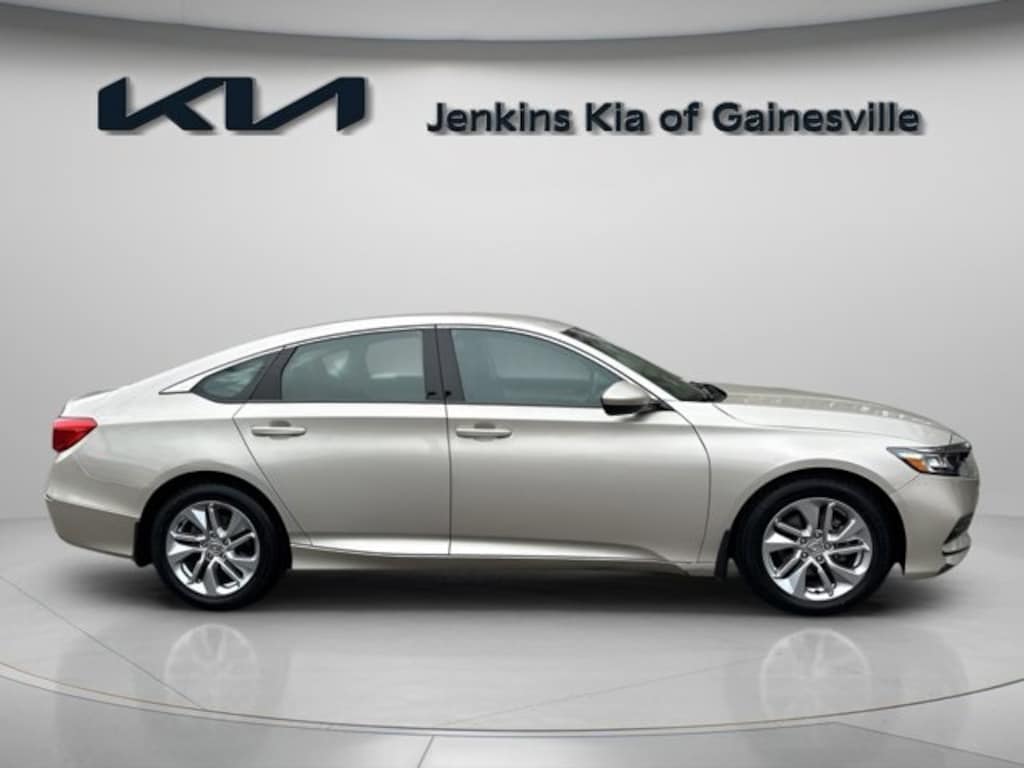 Used 2018 Honda Accord LX Sedan