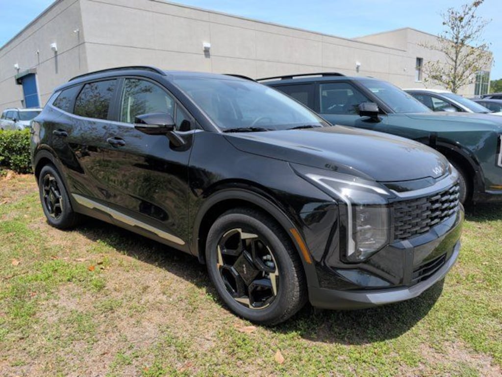 New 2026 Kia Sportage EX SUV