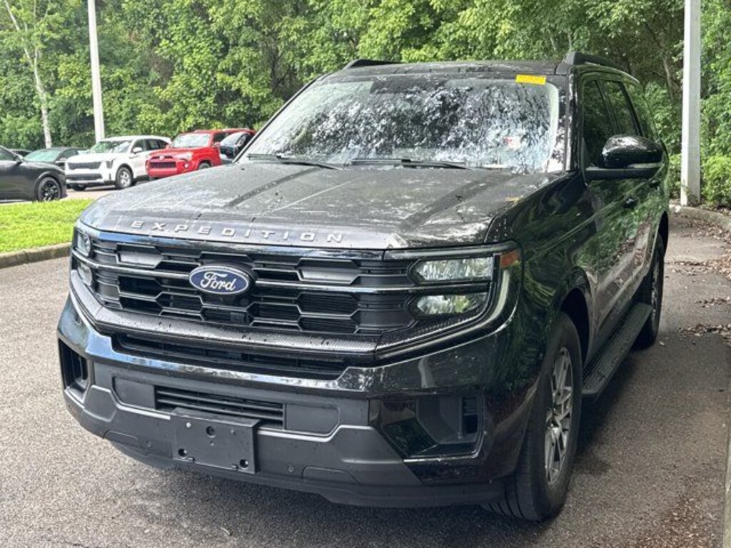 Used 2025 Ford Expedition Active SUV