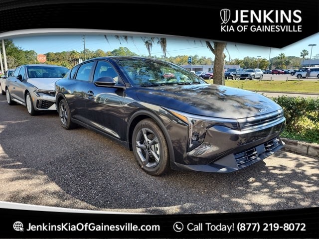 2025 Kia K4 LXS's photo