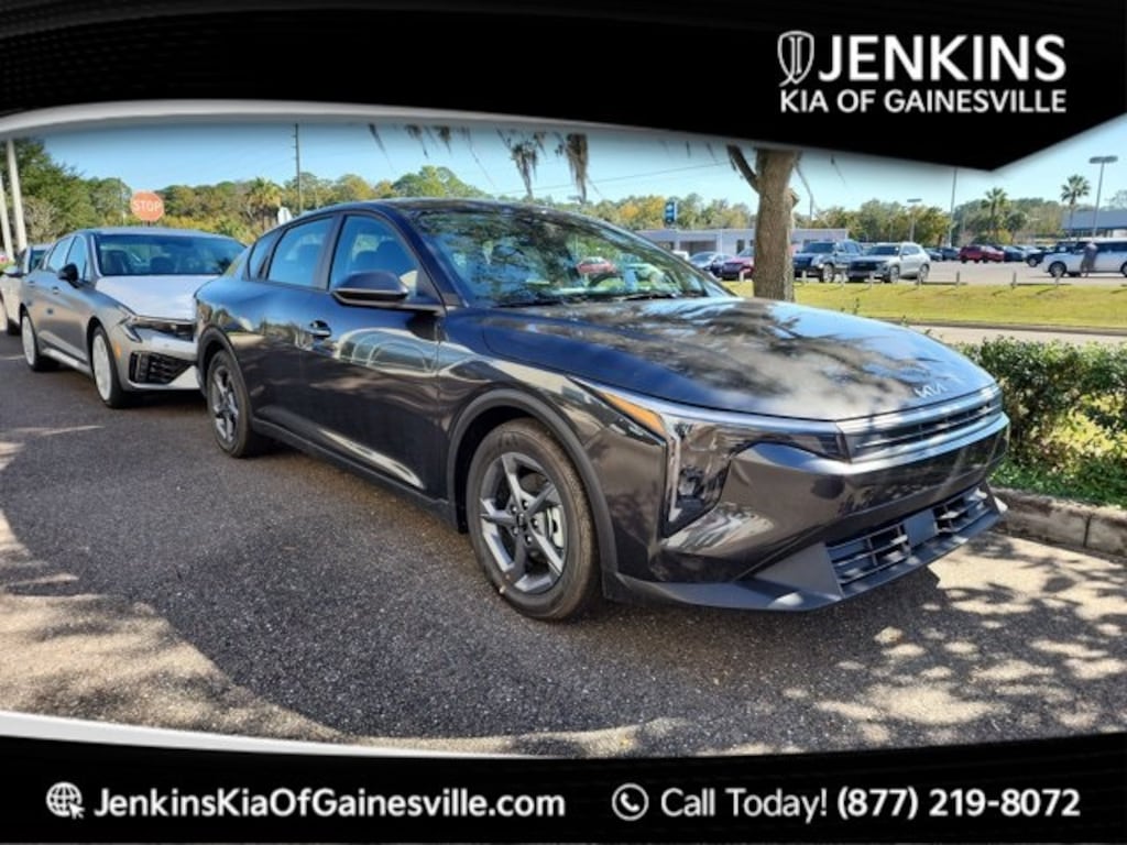 New 2025 Kia K4 LXS Sedan