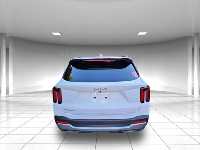 2026 Kia Sorento SX photo 4