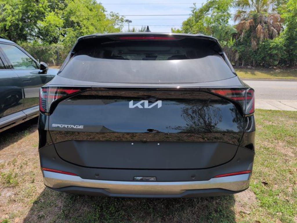 New 2026 Kia Sportage EX SUV