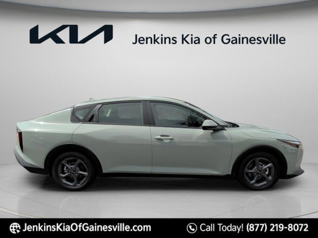New 2026 Kia K4 LXS Sedan