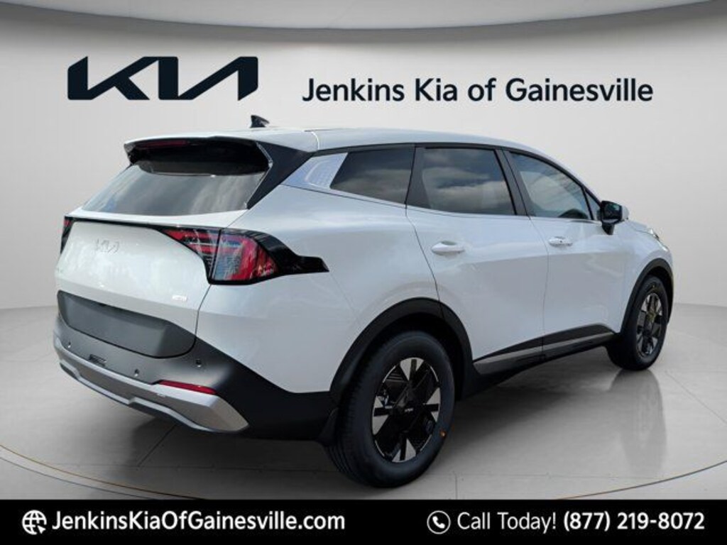 New 2026 Kia Sportage Hybrid LX SUV