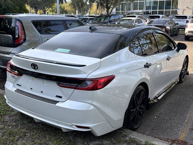 2025 Toyota Camry XSE - Photo 6