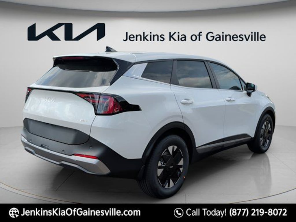 New 2026 Kia Sportage Hybrid LX SUV