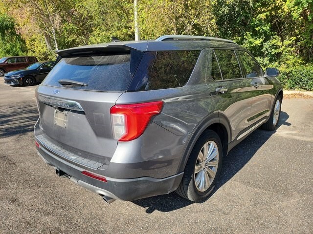 2022 Ford Explorer Limited photo 2