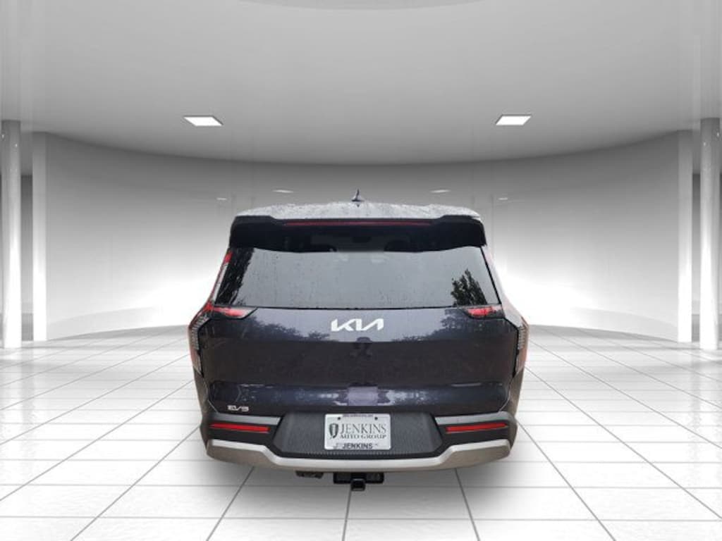 New 2026 Kia EV9 Light Long Range SUV