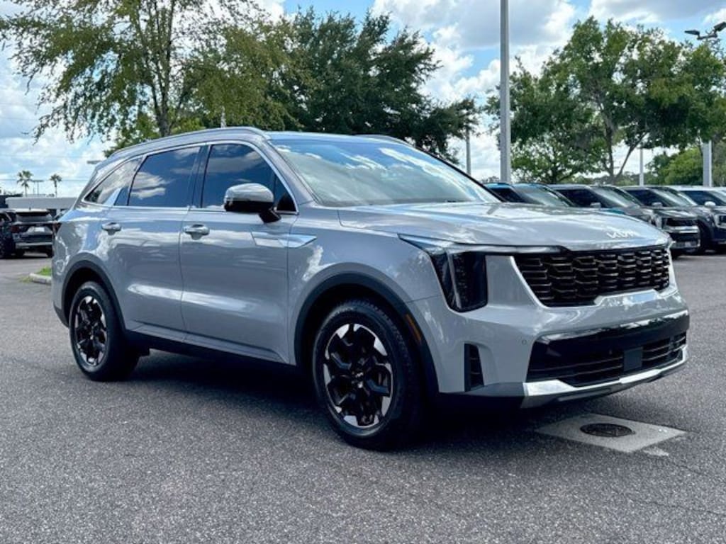 Used 2024 Kia Sorento S SUV