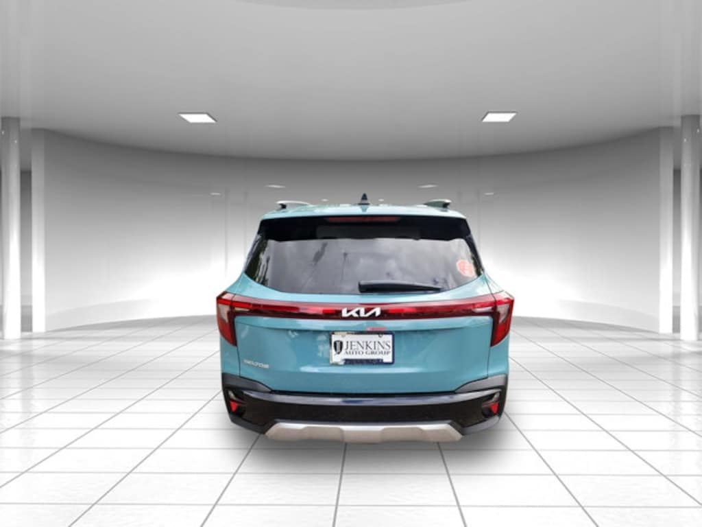 New 2026 Kia Seltos EX SUV