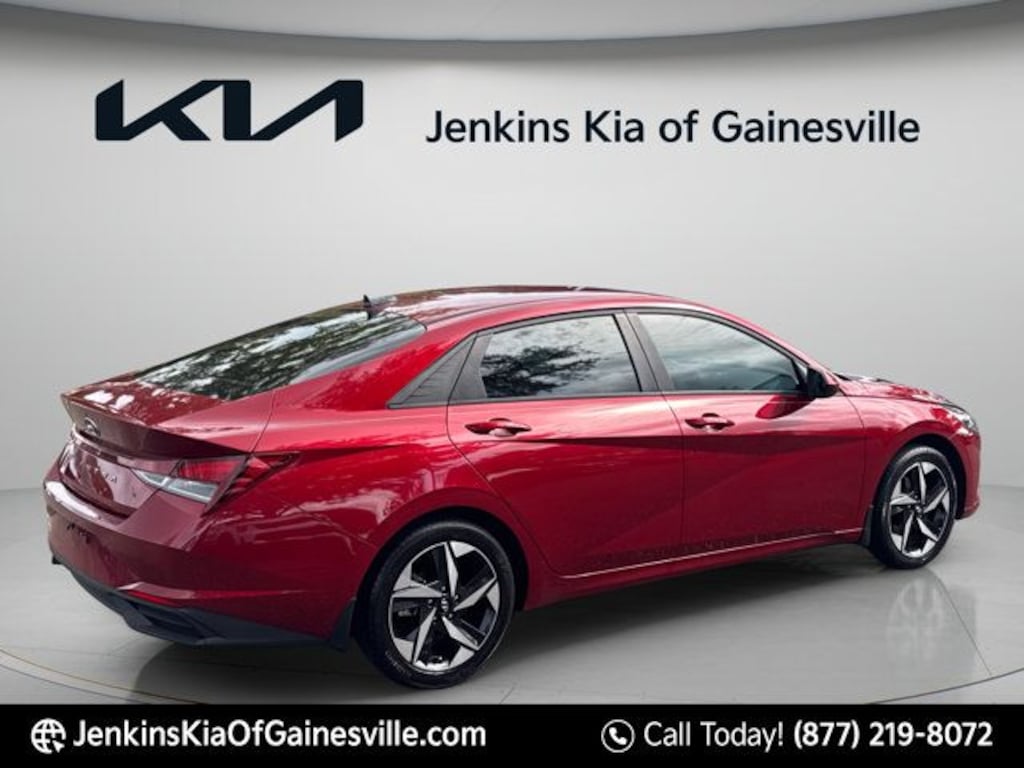 Used 2023 Hyundai Elantra SEL Sedan