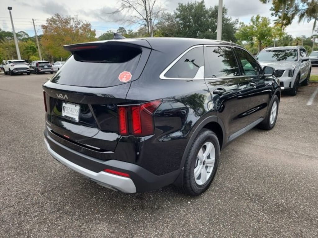 New 2026 Kia Sorento LX SUV