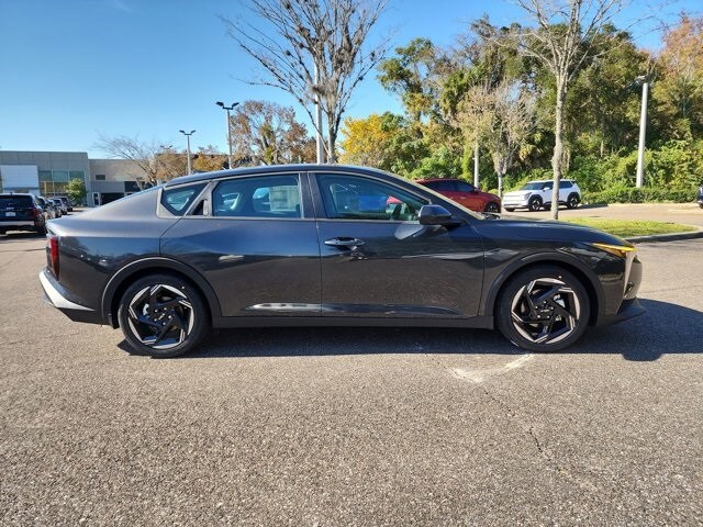 2025 Kia K4 EX photo 2