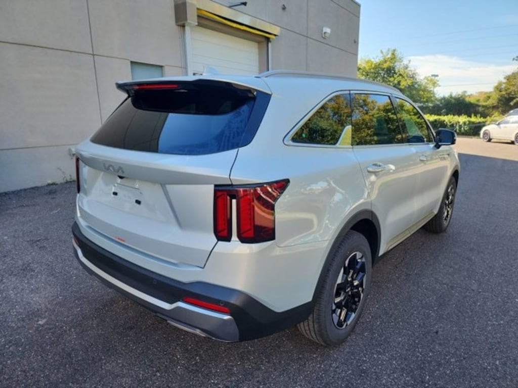 New 2026 Kia Sorento S SUV