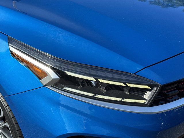 2023 Kia Forte GT - Photo 9