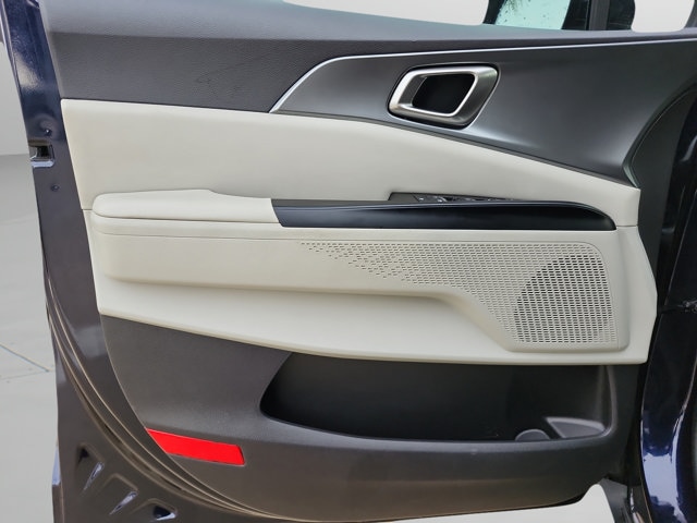 2024 Kia Carnival LX Seat Pkg - Photo 29