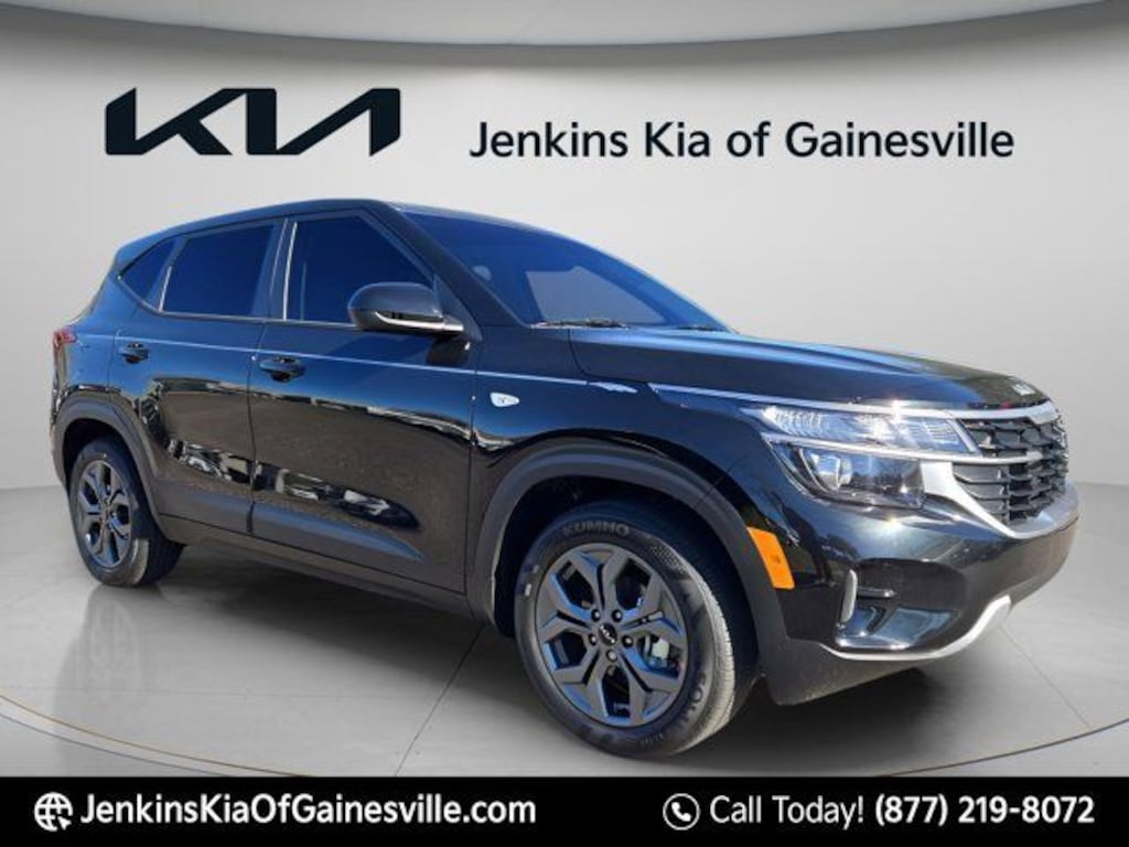 New 2026 Kia Seltos LX SUV