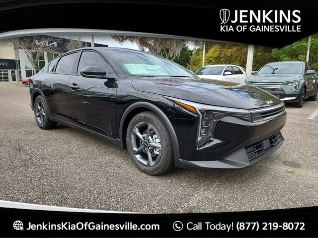 2025 Kia K4 LXS's photo