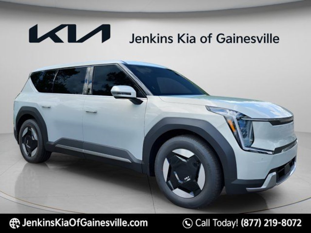 New 2026 Kia EV9 Light Long Range SUV