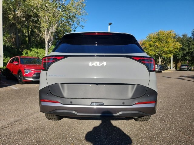 2026 Kia Sportage EX photo 3