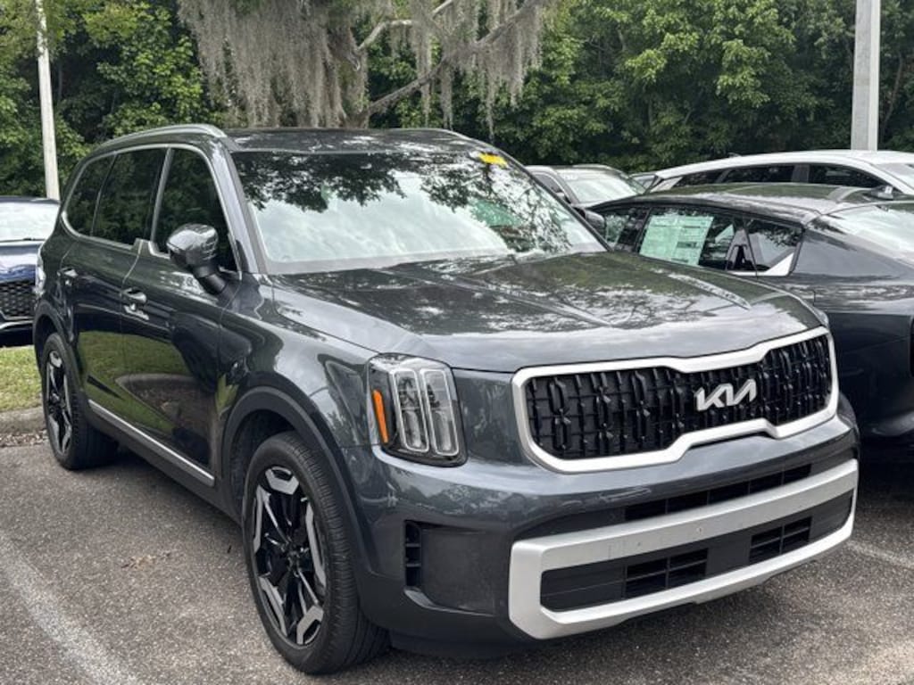 Used 2024 Kia Telluride EX SUV