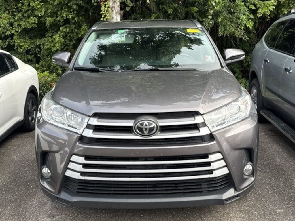 Used 2019 Toyota Highlander XLE SUV