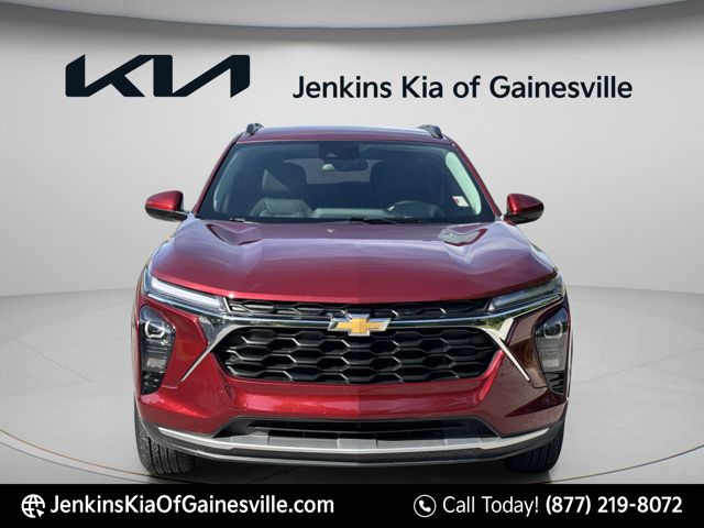 2024 Chevrolet Trax LT - Photo 8