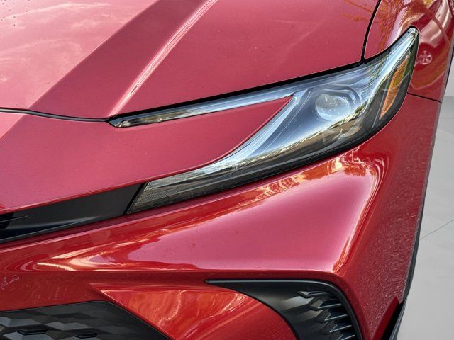 2025 Toyota Camry SE - Photo 7