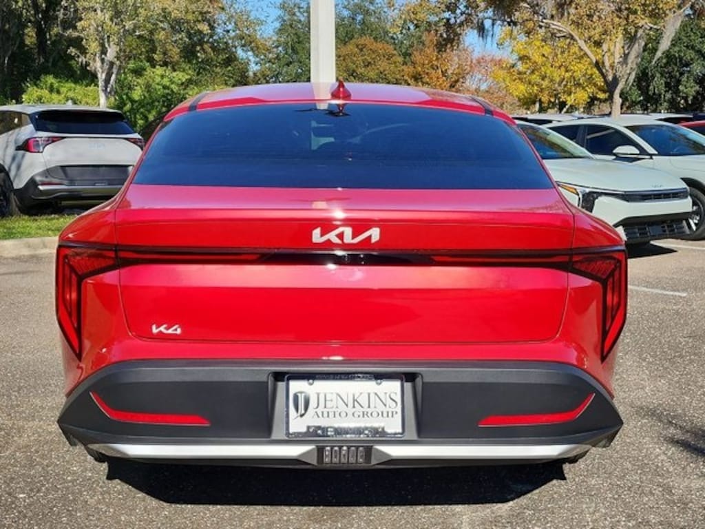 New 2025 Kia K4 LXS Sedan