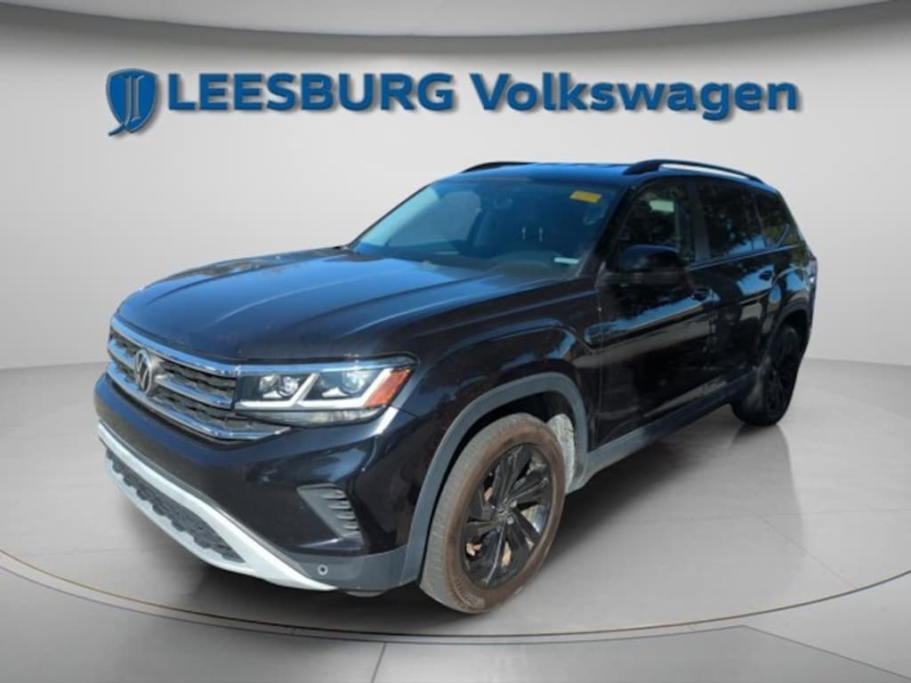 Used 2022 Volkswagen Atlas 2.0T SE w/Technology SUV