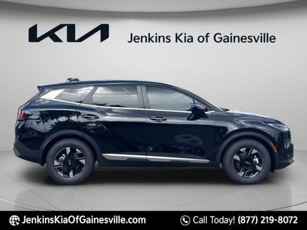 New 2026 Kia Sportage LX SUV