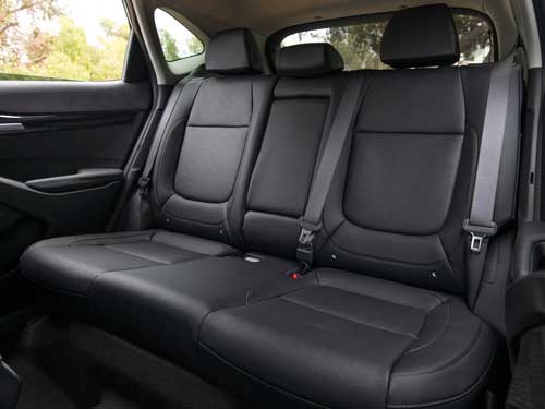 2024 Kia Seltos interior