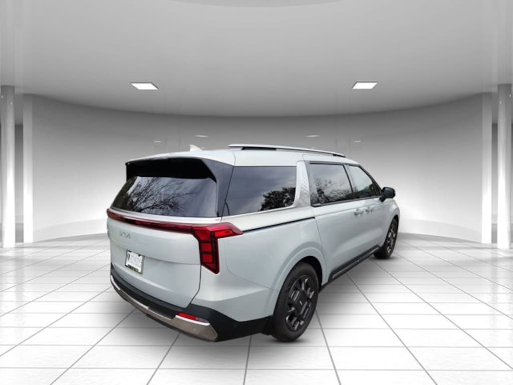 New 2026 Kia Carnival SX Minivan/Van
