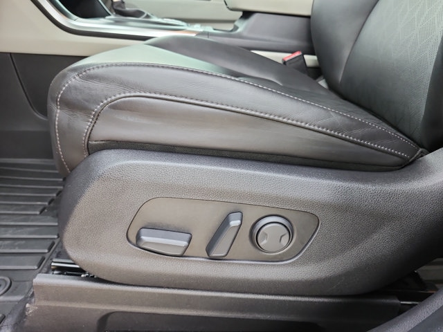 2024 Kia Carnival LX Seat Pkg - Photo 24