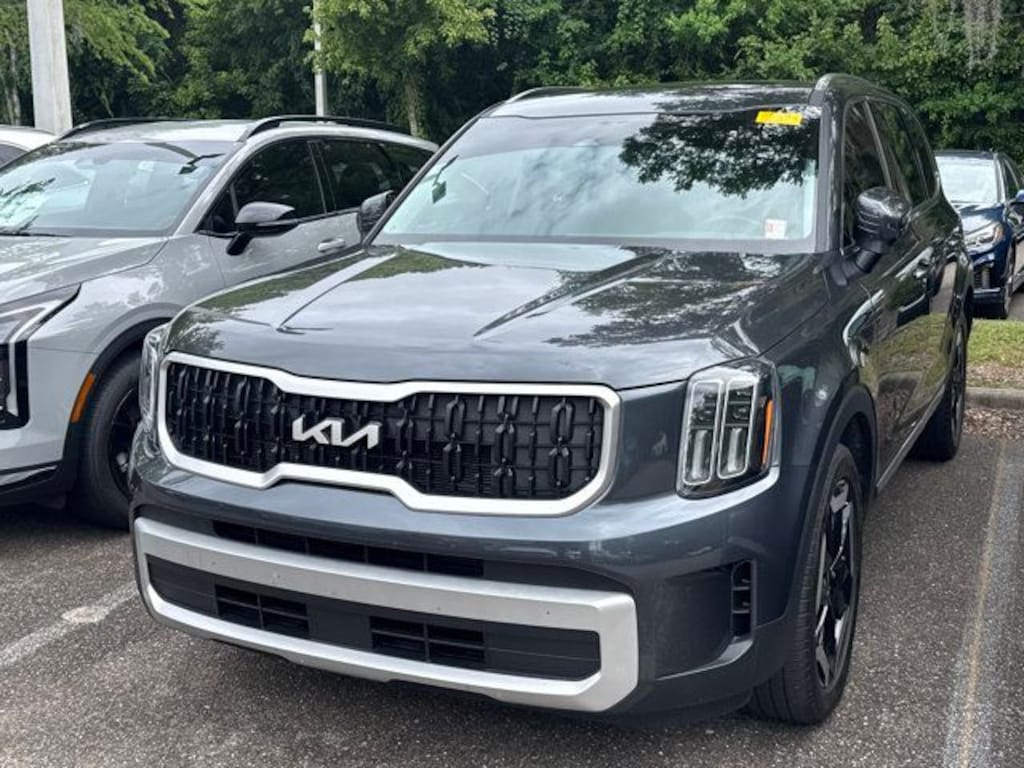 Used 2024 Kia Telluride EX SUV