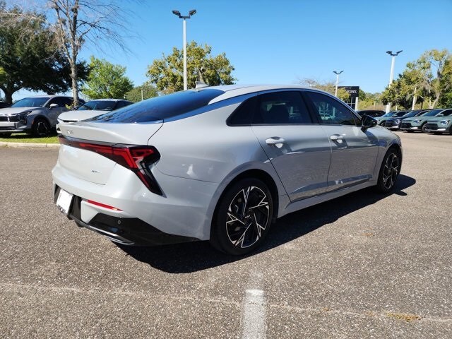 2025 Kia K5 GT-Line photo 2