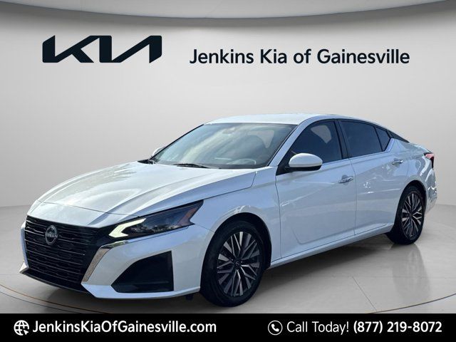 2023 Nissan Altima SV - Photo 7