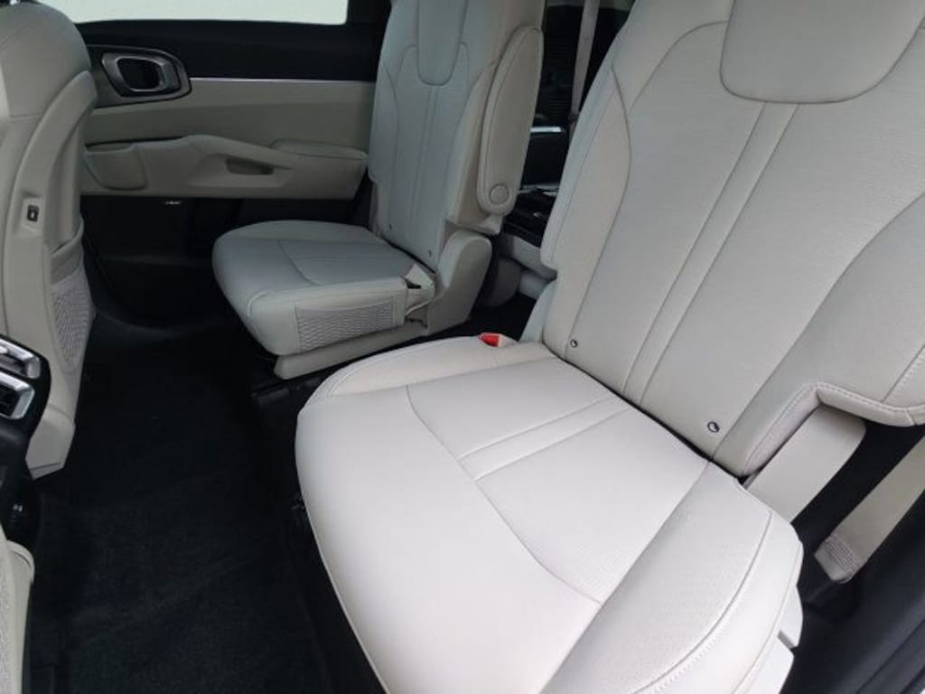 New 2026 Kia Sportage EX SUV