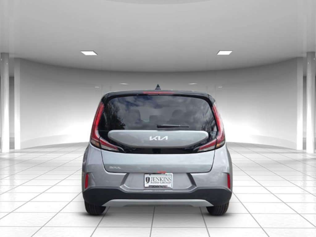 New 2025 Kia Soul LX Hatchback