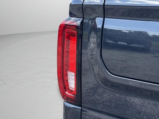 2025 GMC Sierra 1500 SLT - Photo 38
