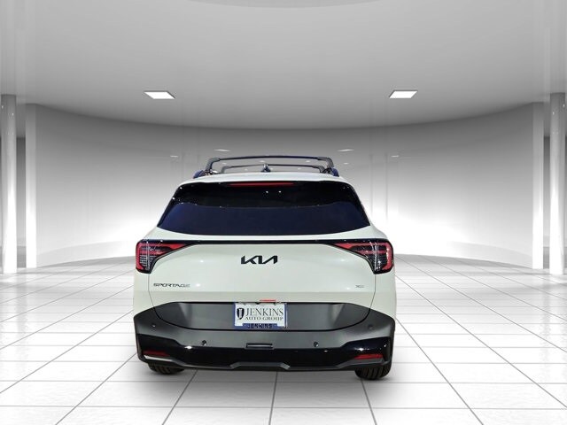 2026 Kia Sportage Plug-In Hybrid X-Line photo 4