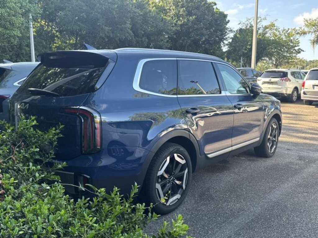Used 2025 Kia Telluride EX SUV