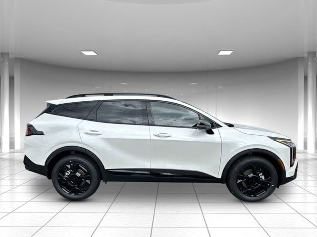 New 2026 Kia Sportage Hybrid X-Line SUV
